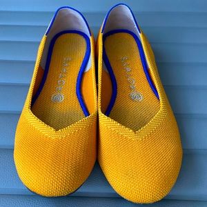 Rothy’s Flat in Yellow/Gold